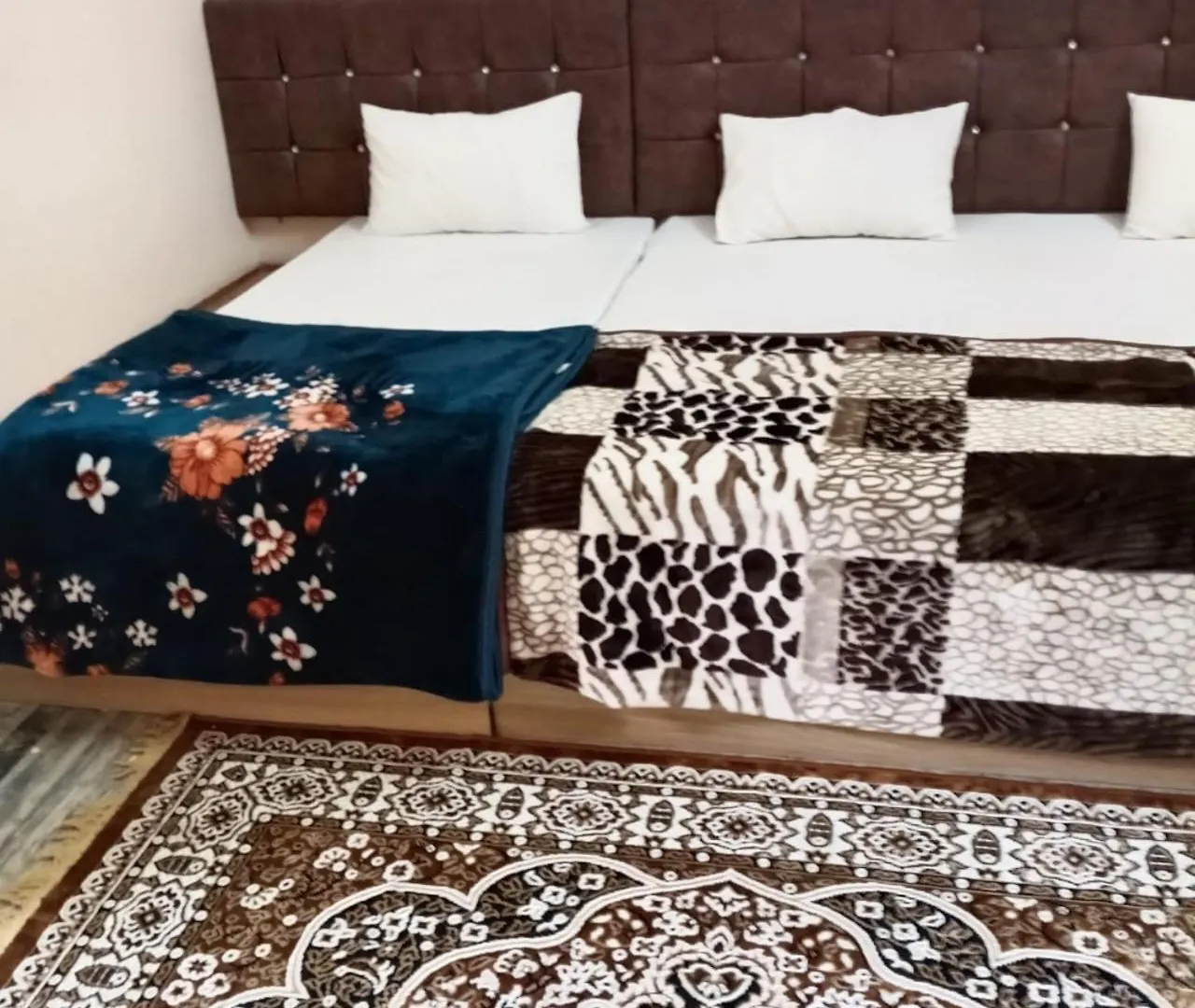 The Laxman Guest House Varanasi Homestay